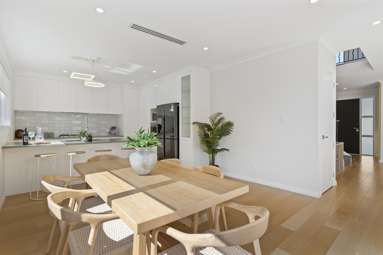 1158C New North Road_4