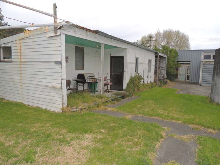 11 Ratau Street Mahia_17