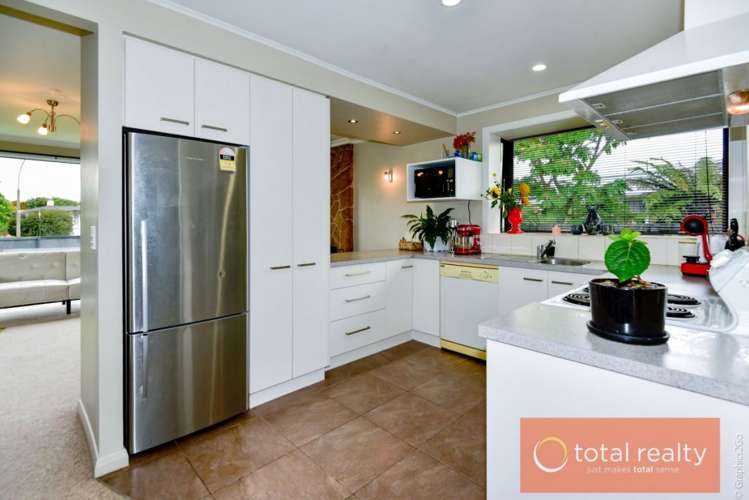 5 Charles Upham Avenue Hillmorton_9