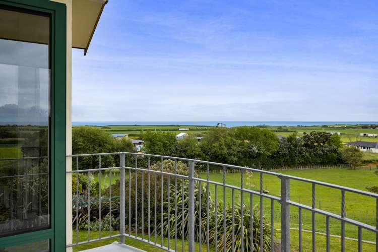 50 Denby Road Hawera_15