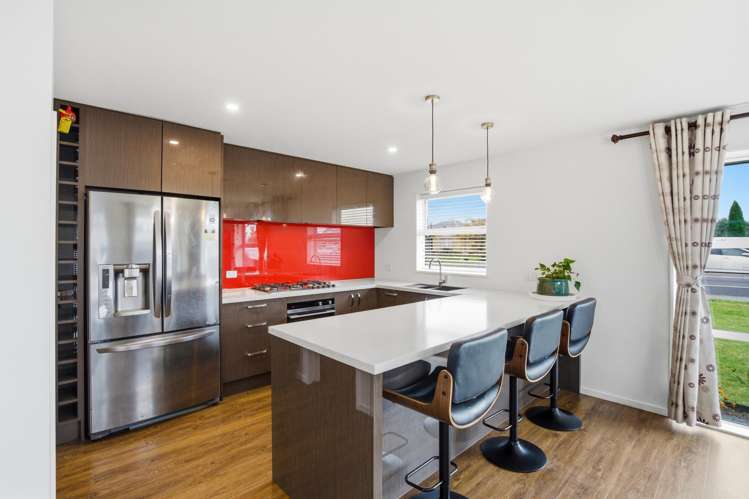 201 Brookside Road_1