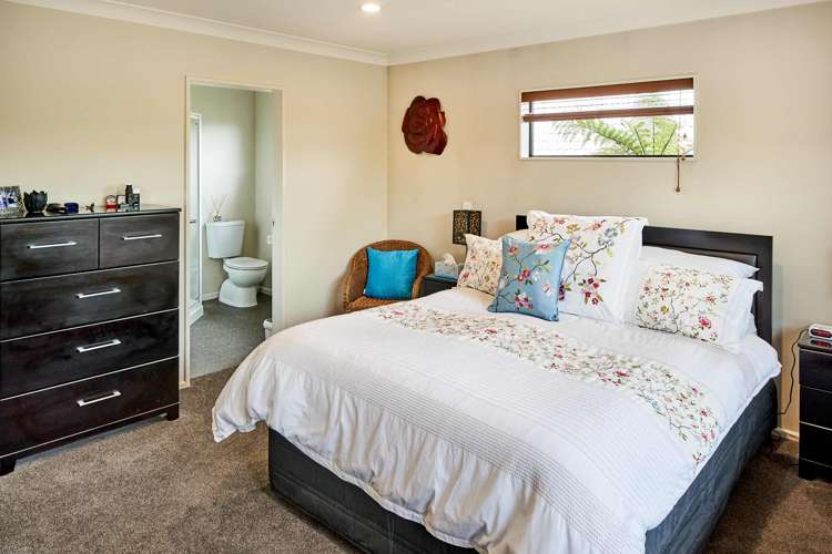 38 Speldhurst Grove Stokes Valley_8