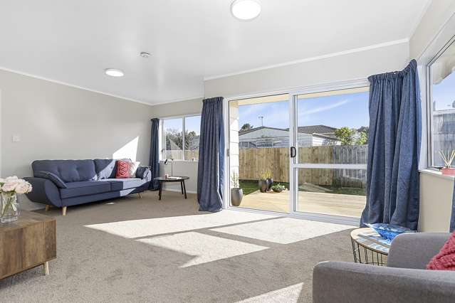 2/5 Navigator Place Papatoetoe_1