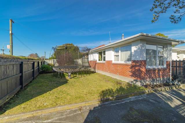 25 Lake Terrace Road Burwood_2