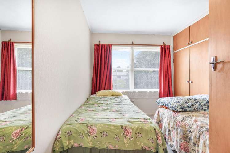 24 Springfield Crescent Enderley_6