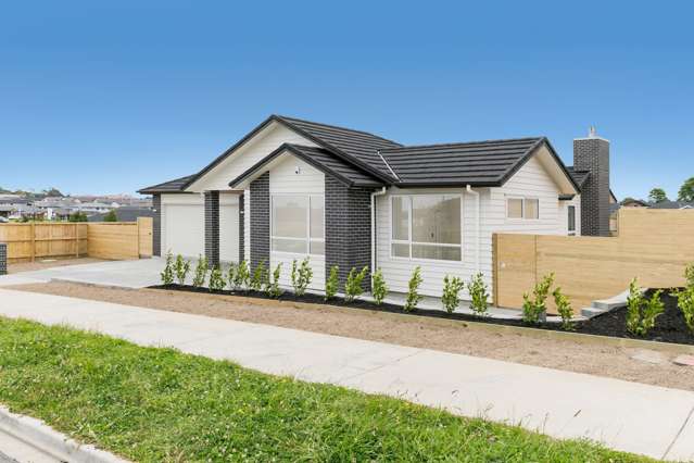 4 Byron Drury Way Riverhead_2