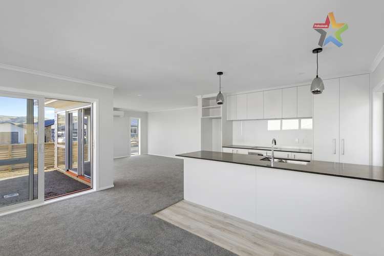 6 Kairaumati Crescent Kelson_4