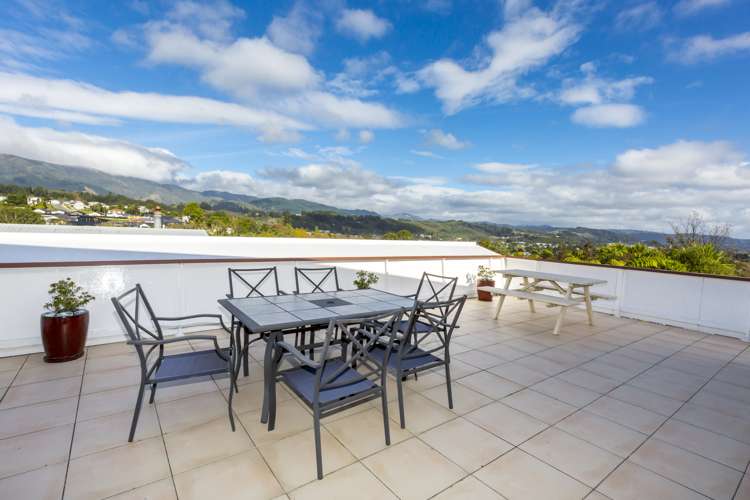 19 Sunnyview Drive Brown Owl_6