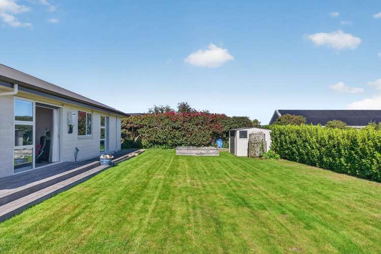 10 Coralie Place Lansdowne_18