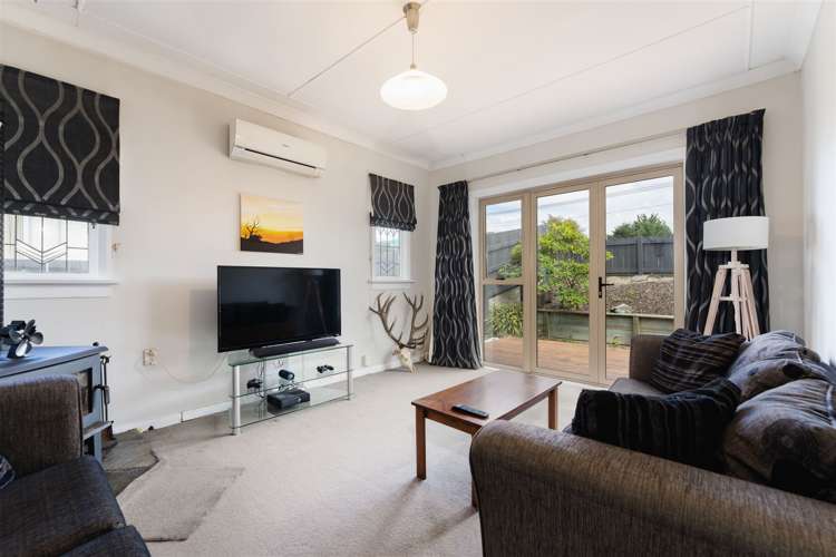 129 Riselaw Road Calton Hill_10