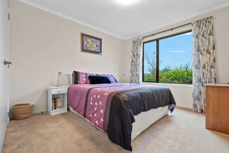 24 Carrington Drive Carterton_10