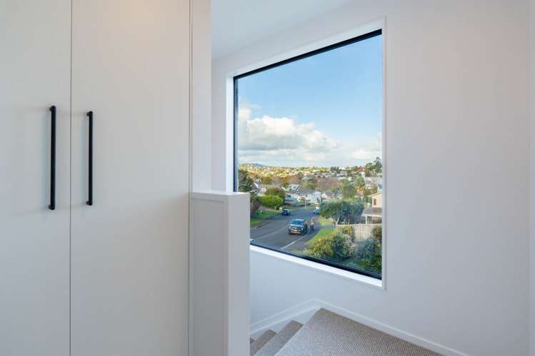 1-4/16 Tetrarch Place Totara Vale_24