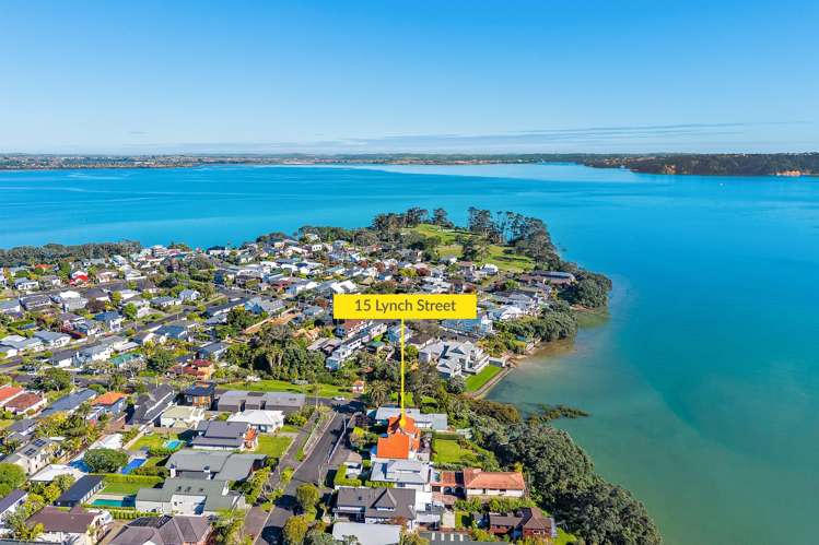 15 Lynch Street Point Chevalier_34