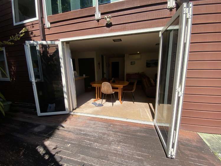 76 Heretaunga Square Silverstream_9