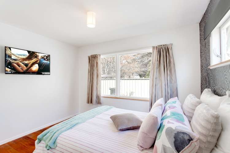 1291 Fergusson Drive Brown Owl_13