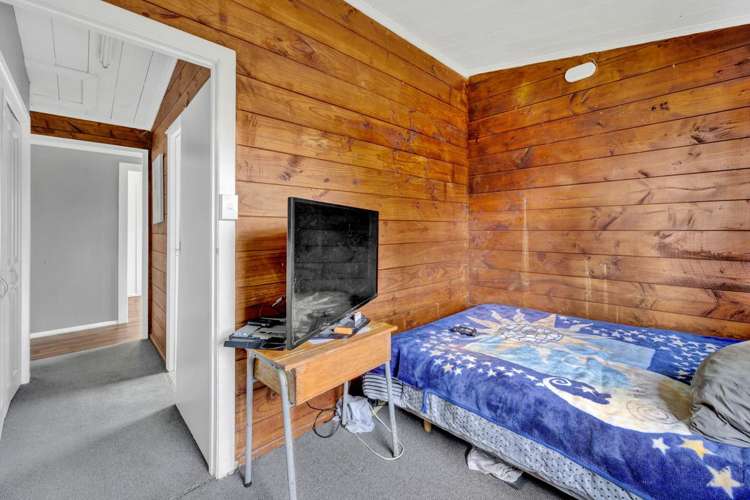 2 Wood Street Patea_15