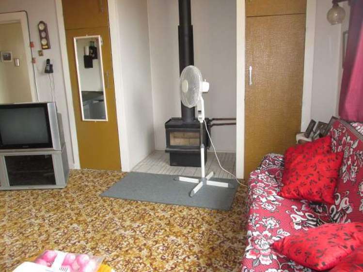 6 Crampton Road Reefton_2