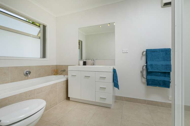 37 Elizabeth Street Orewa_13