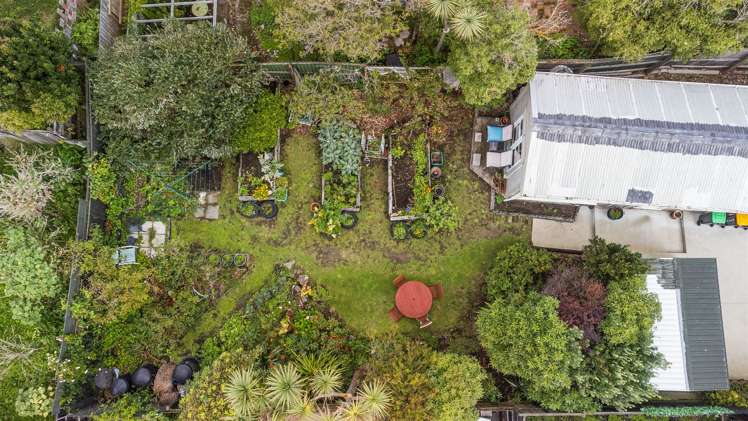 115 Pine Avenue South New Brighton_20