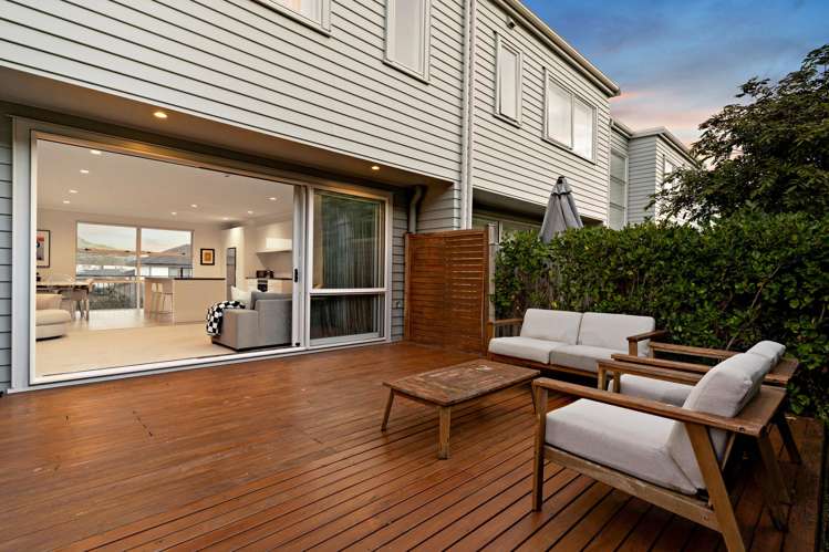 121 Barbarich Drive Stonefields_11