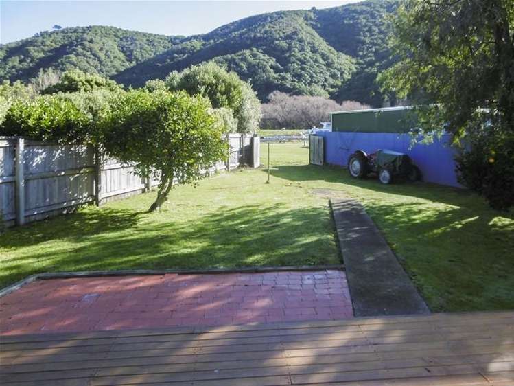 28 Beach Road Waikawa_11