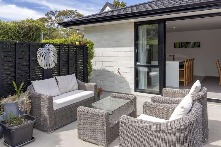 14 Fiesta Grove Raumati Beach_12