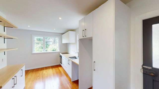 10 Surrey Street 1376_4