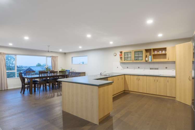 23 Tirohunga Drive Henderson_14