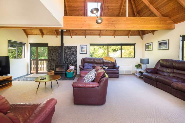 2391 Queen Charlotte Drive Anakiwa and Surrounds_6