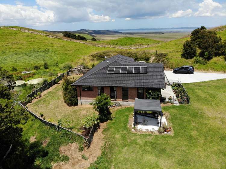 3390C Kaipara Coast Highway Glorit_20