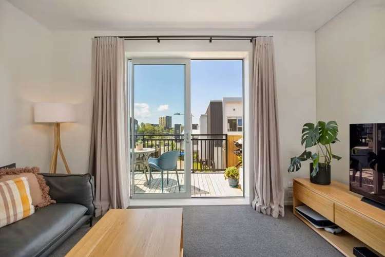 2 Wharetana Crescent New Lynn_6