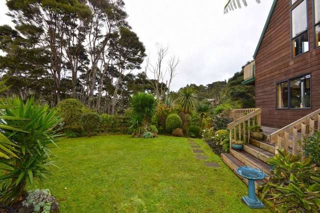 11 Deirdre Place Titirangi_3