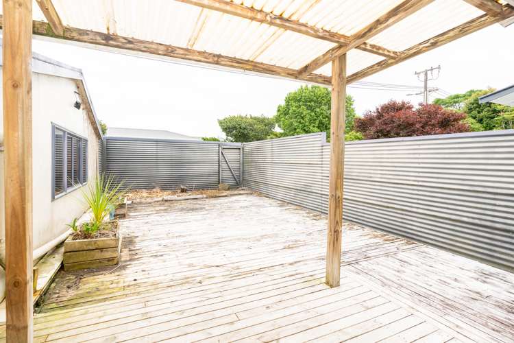 90 Houchens Road Glenview_8