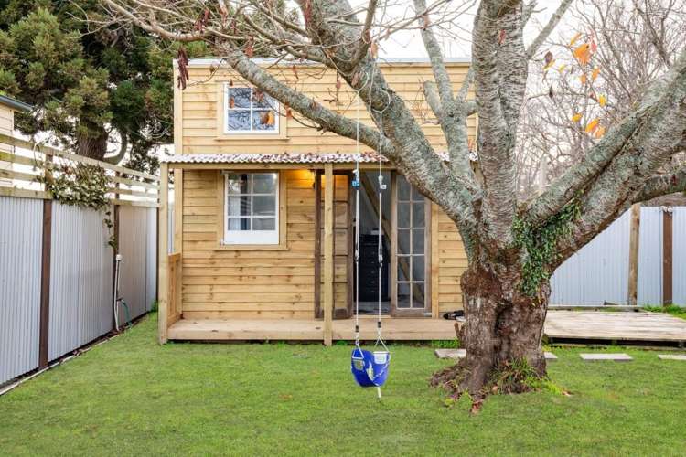 8 Shelley Jane Place Dinsdale_15