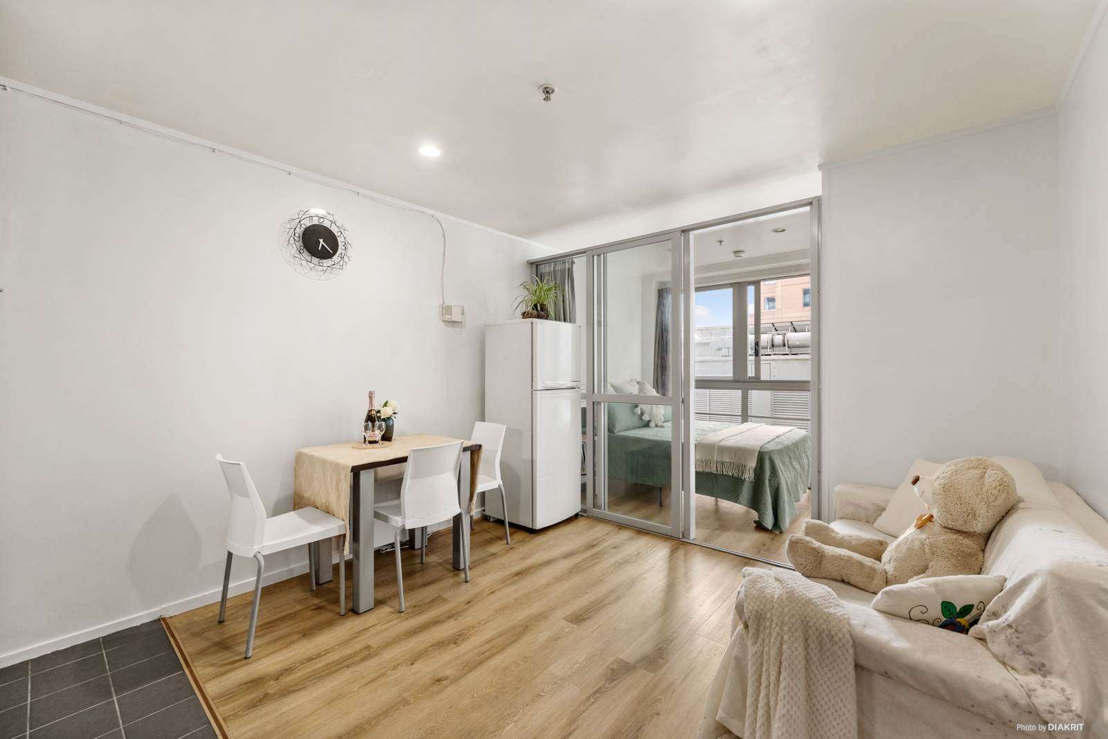 13B/34 Kingston Street – hero