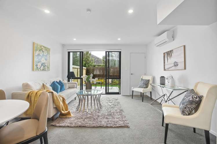 4/10 Shamrock Lane Te Atatu Peninsula_4