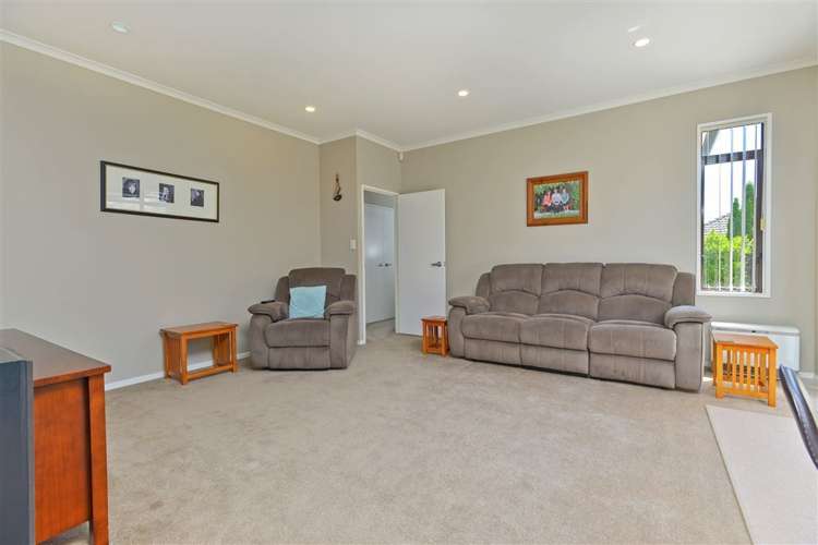 57 Coachman Drive Flat Bush_5