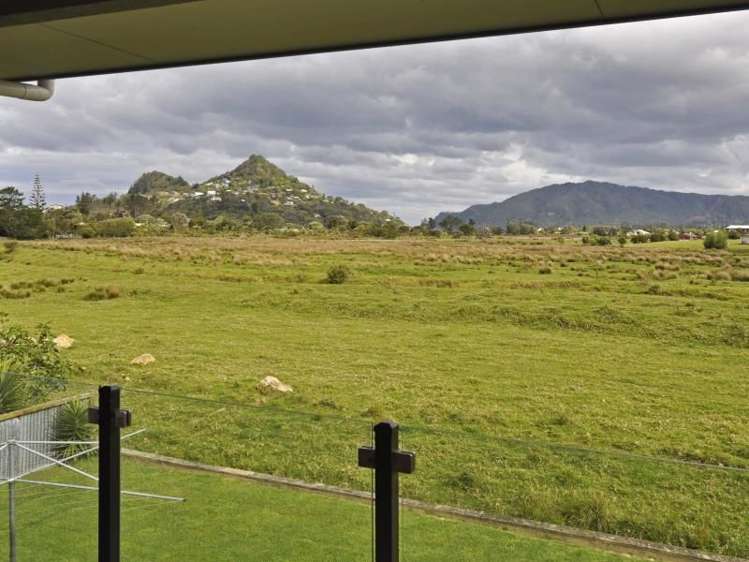 53 Ocean Beach Road Tairua_14