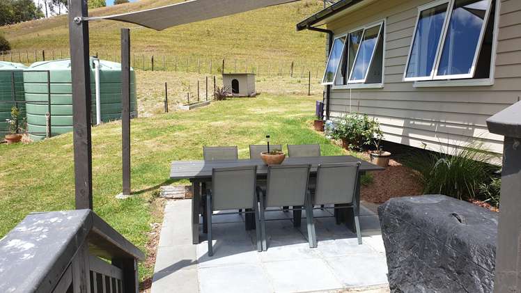 66 Puriri Glade Maungaturoto_25