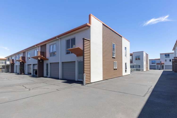 240/287 Onehunga Mall Onehunga_8