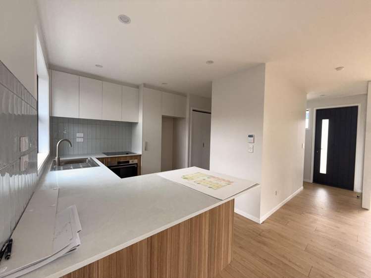 8/1 Scott Road 10695_15