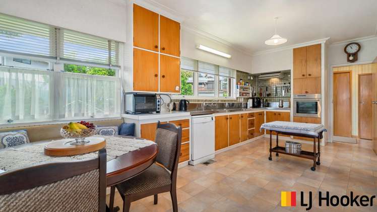 7 Gibbs Crescent Red Hill_9