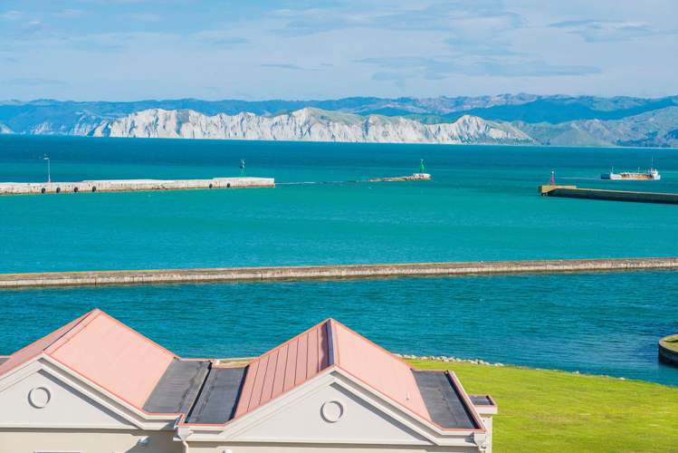 16/90 Customhouse Street Gisborne_10