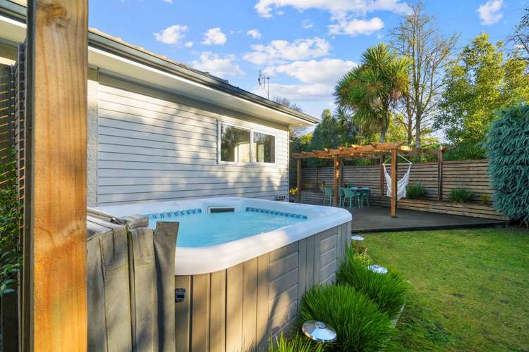 1 Cunliffe Road Redwood_24