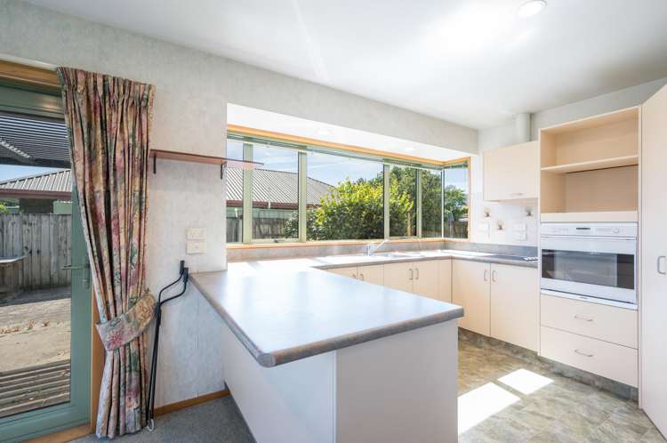 74 Aldinga Avenue Stoke_6