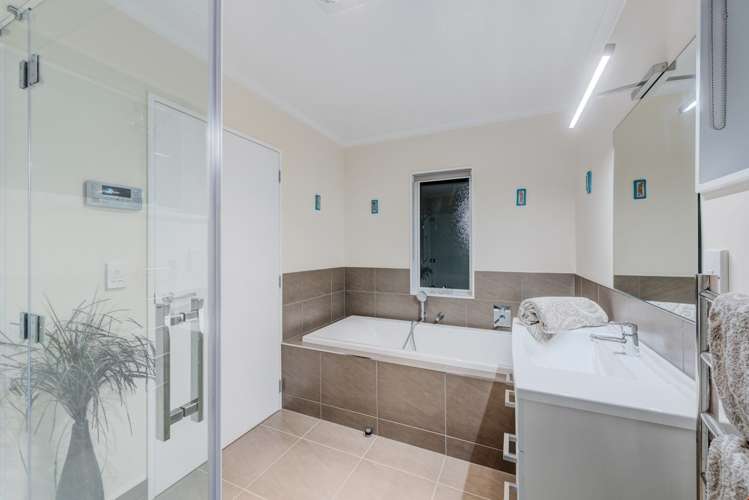 36 Weatherly Drive Beachlands_14