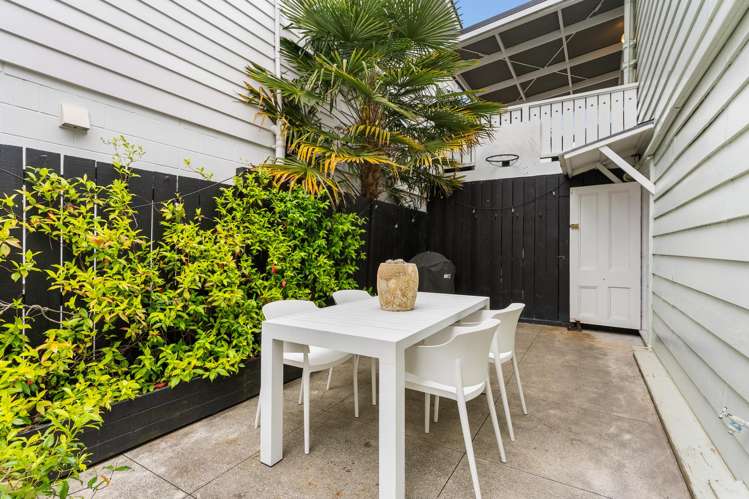 6 Tahuna Street Freemans Bay_19