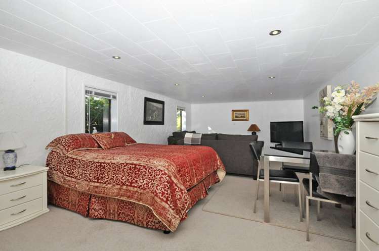 32 Halsey Drive Lynfield_16