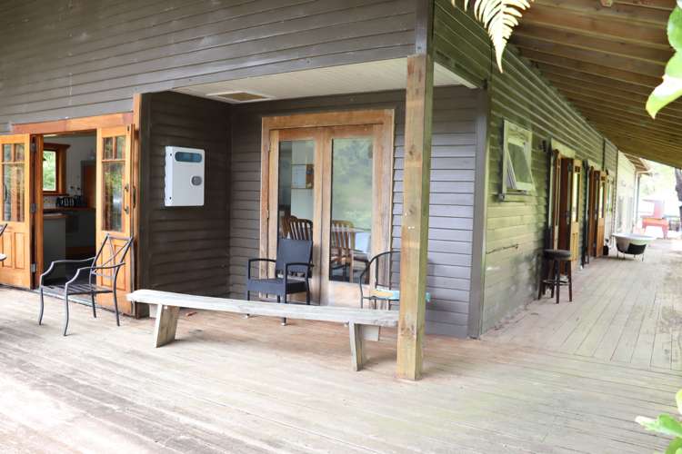 544 Mohakatino Road Mokau_8