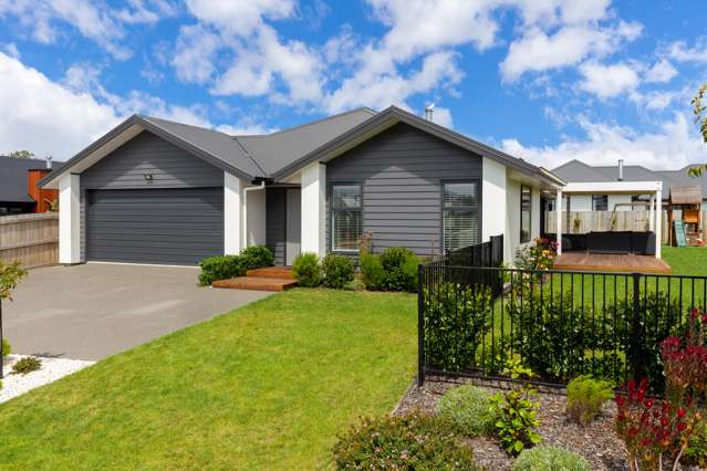 29 Corsair Crescent Burleigh_1